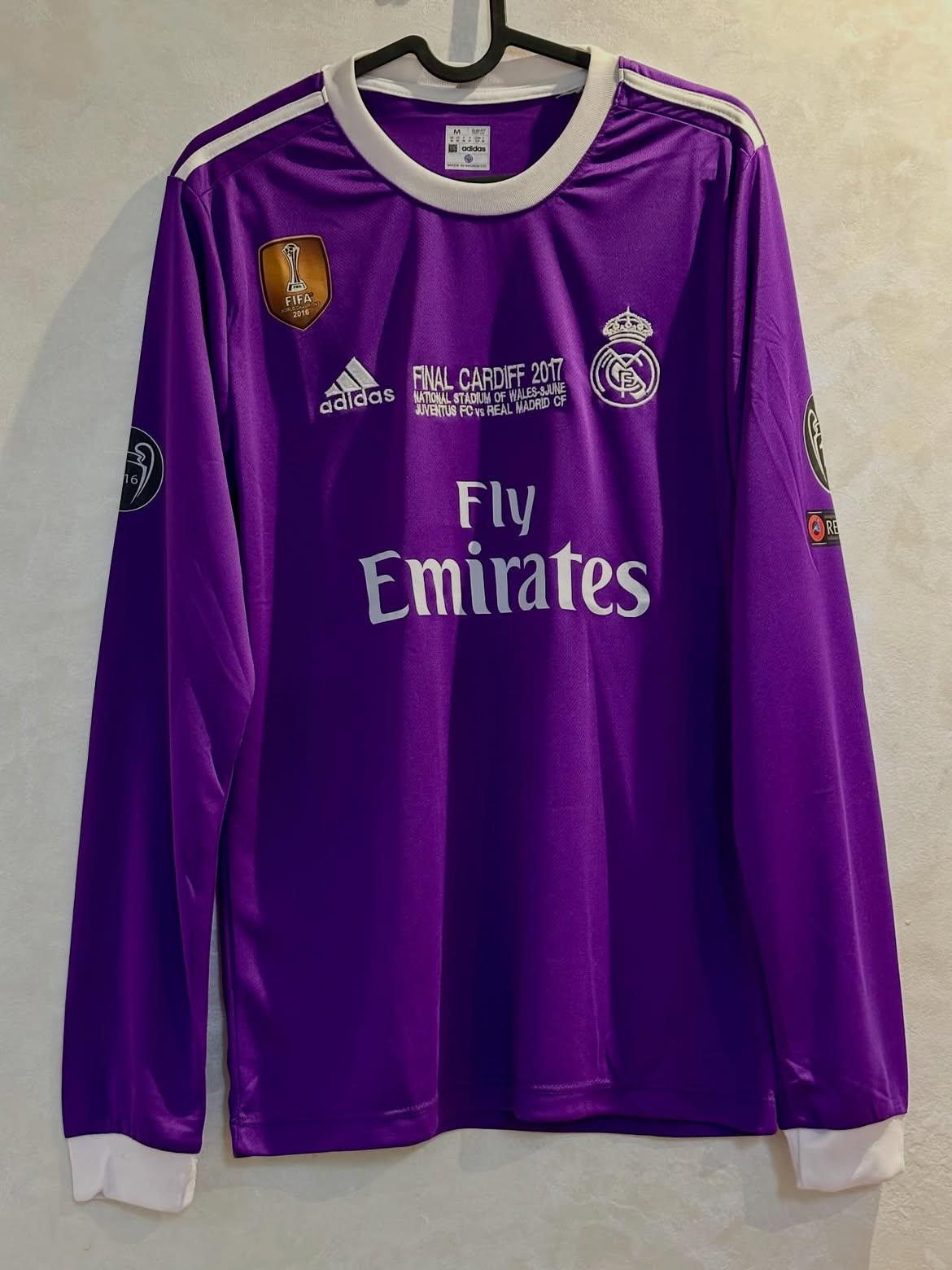 Tenue C.Ronaldo Finale CL 2017 Retro