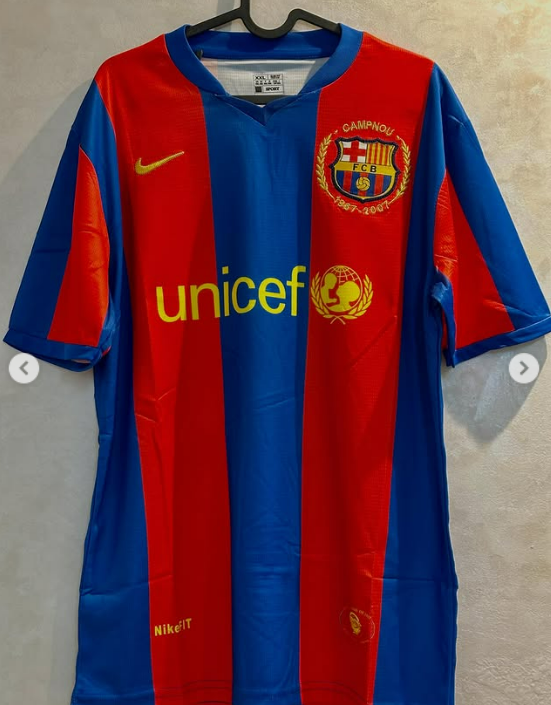 Tenue RONALDINHO Barcelone 2007 Retro ✅